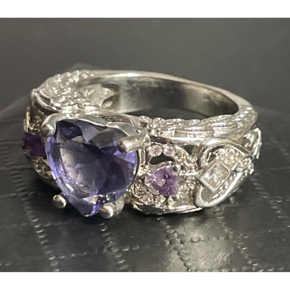 Filigree Rhinestone Heart Ring Size 8 Prong Set Purple Silver Tone Statement